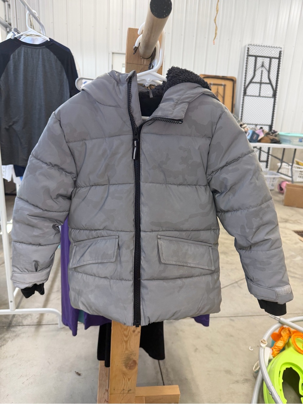 Gray Camouflage Puffer Jacket with Hood